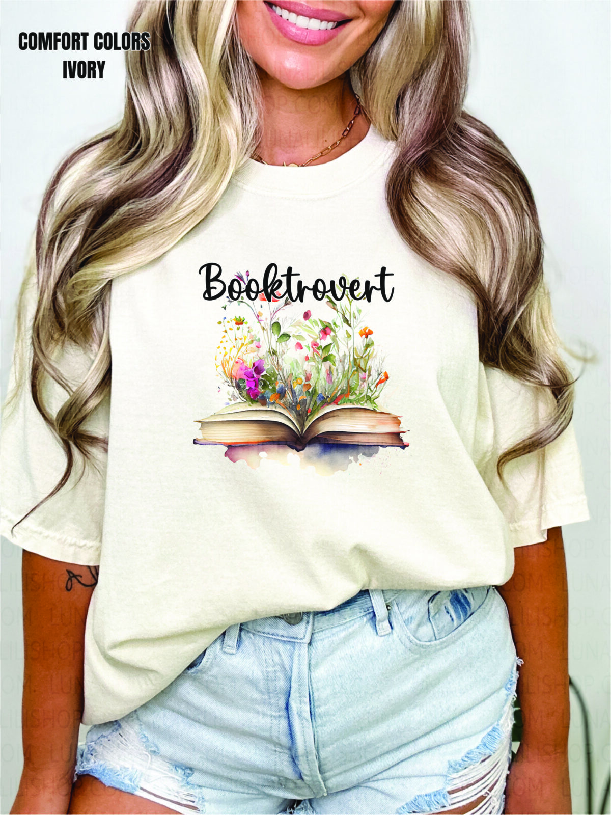 booktrovert tee shirt