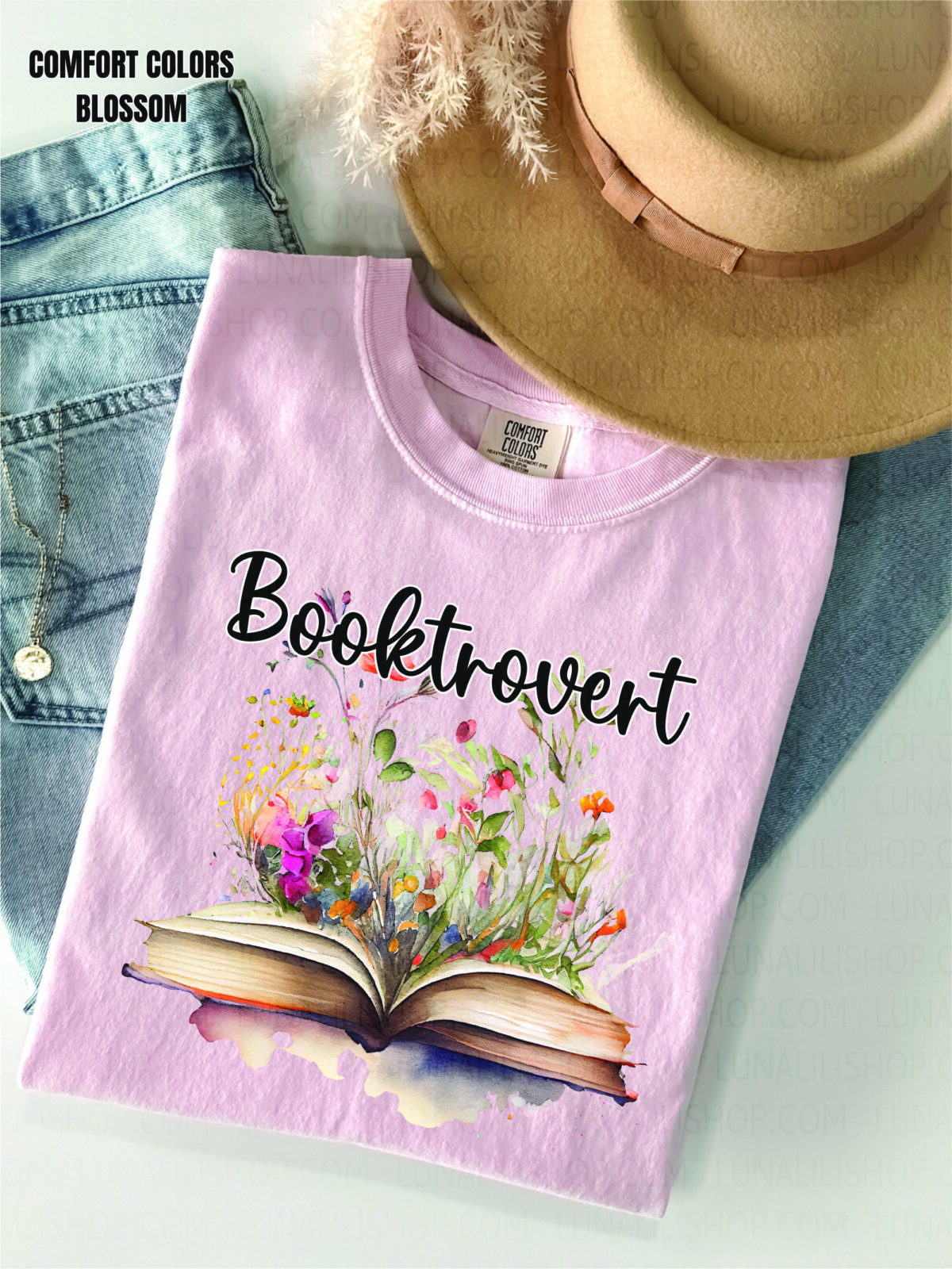 booktrovert tee shirt
