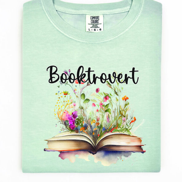 booktrovert tee shirt