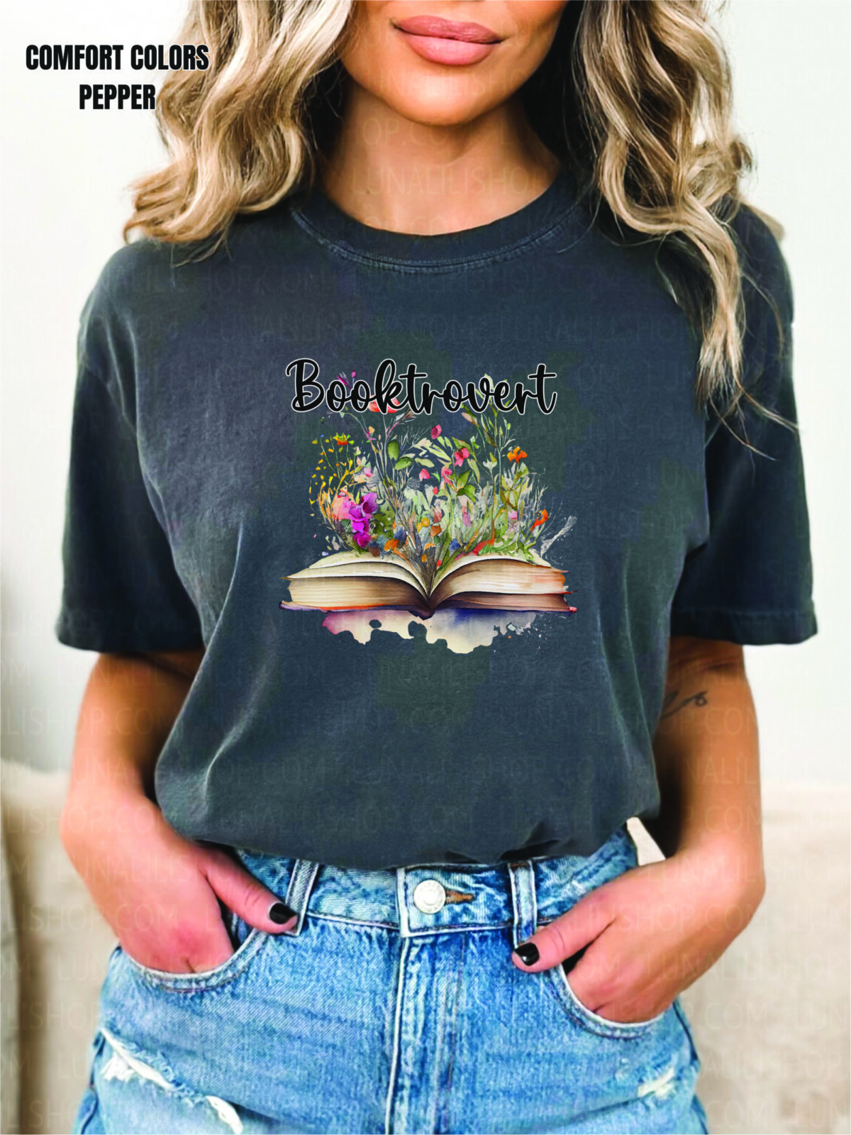 booktrovert tee shirt